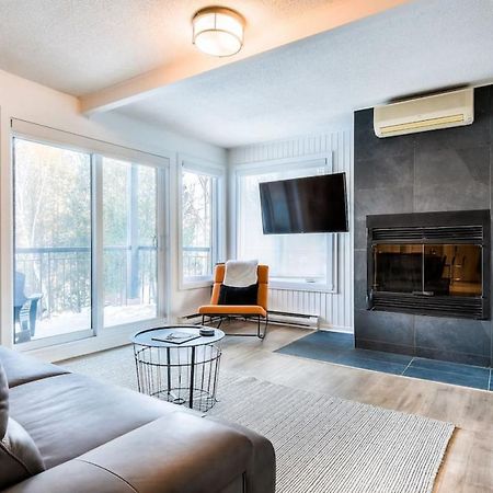 Chic Mt-Tremblant Condo With View On The Lake By Denstays Mont-Tremblant Esterno foto