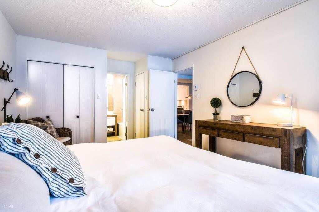 Chic Mt-Tremblant Condo With View On The Lake By Denstays Mont-Tremblant Esterno foto