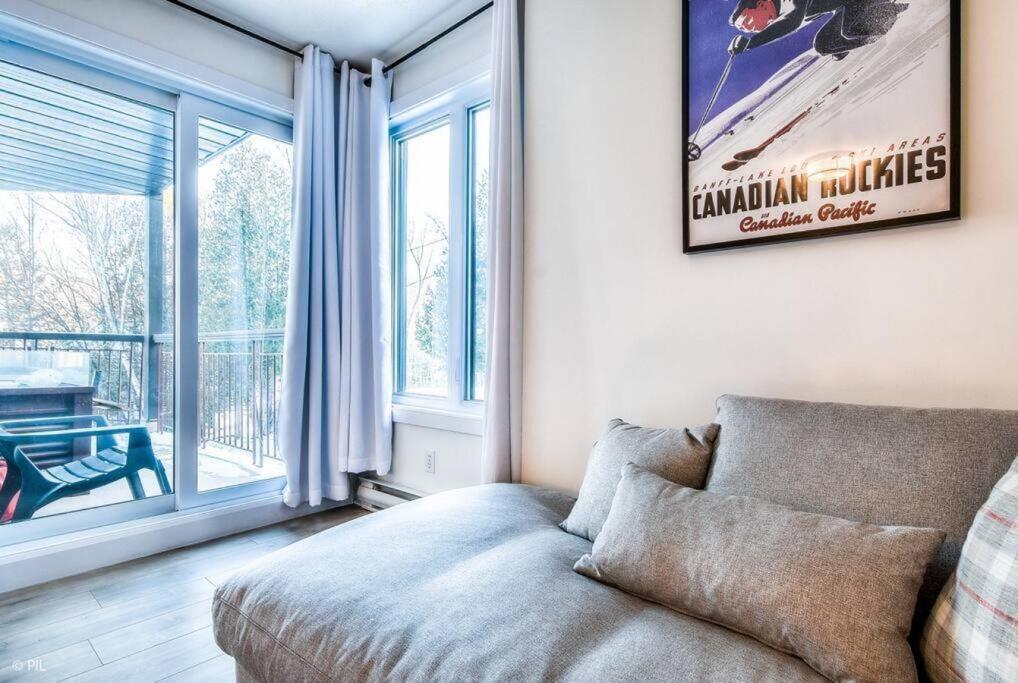 Chic Mt-Tremblant Condo With View On The Lake By Denstays Mont-Tremblant Esterno foto